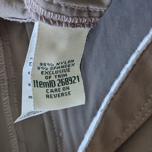 L.l Bean water repellent comfort trail hiking shorts ash color size 10 B1 - Picture 7 of 14